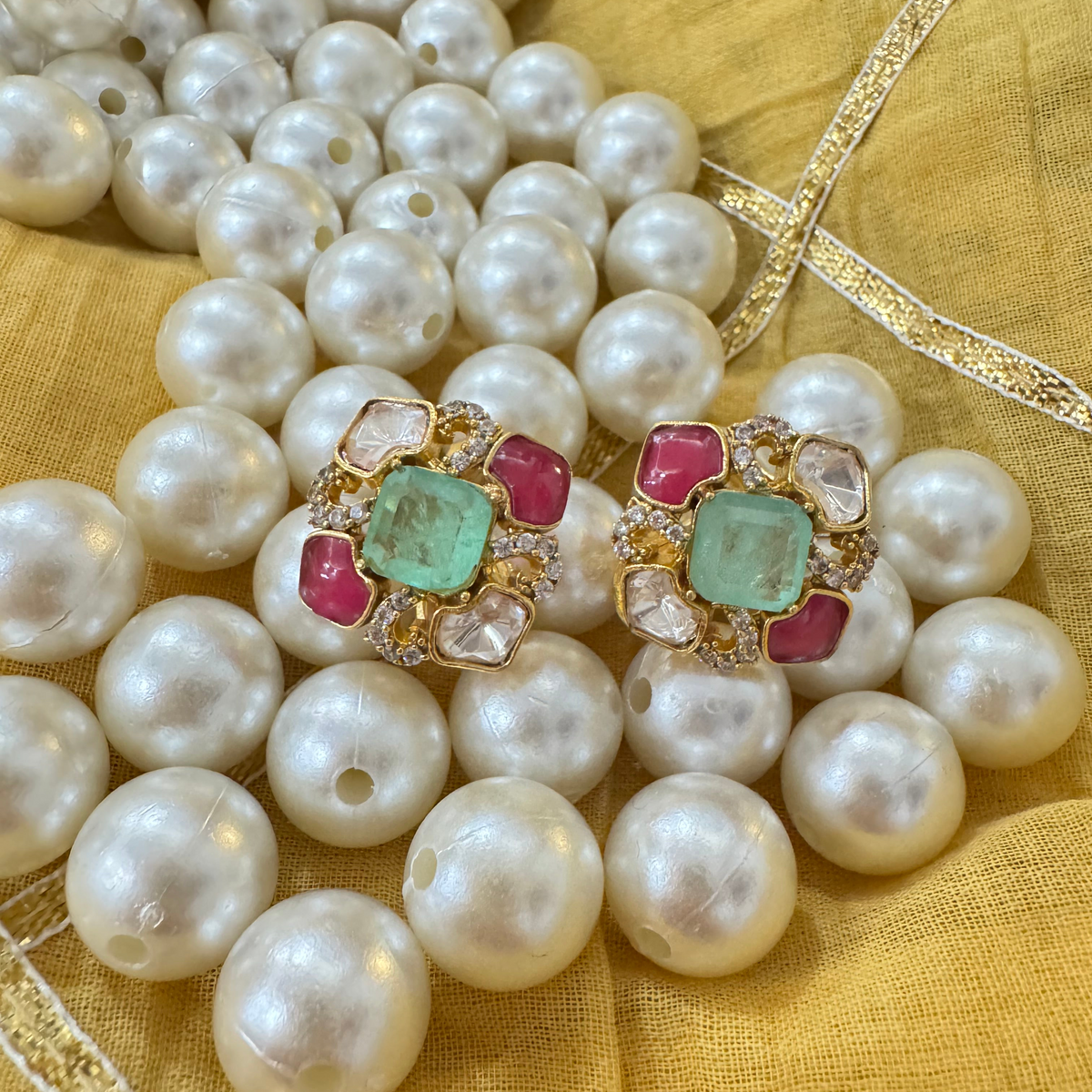 MAALKIN Necklace Set